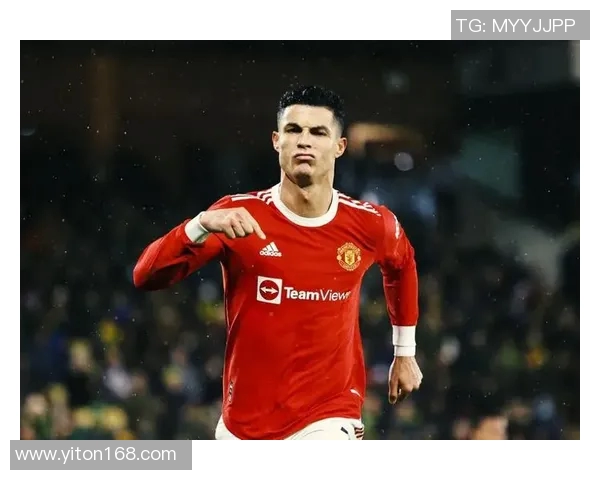 探寻足球历史上穿着33号球衣的明星球员及其辉煌成就 探寻足球历史上穿着33号球衣的明星球员及其辉煌成就