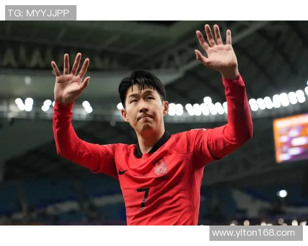 足坛智者的崛起最有头脑的足球明星背后的智慧与策略分析 足坛智者的崛起最有头脑的足球明星背后的智慧与策略分析