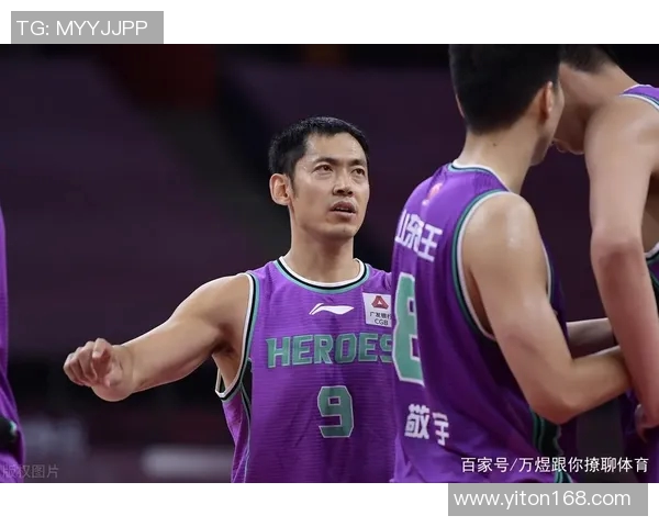 张庆鹏:从篮球场上的传奇到人生舞台的奋斗者 张庆鹏:从篮球场上的传奇到人生舞台的奋斗者