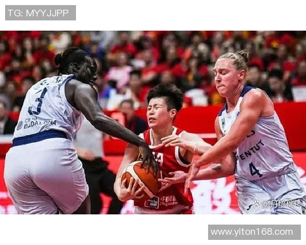 篮球明星逆袭成长记揭秘他们如何突破身高限制成就辉煌职业生涯